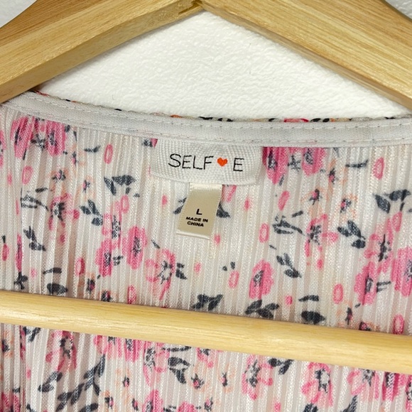 Floral Crop Top Shirt with cinched waist and flowy sleeves Selfe Large - Picture 3 of 5